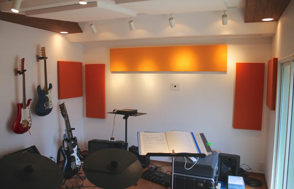 和室からシアター・バンド練習室へ