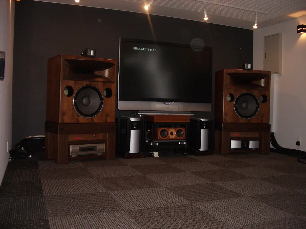 ホームシアター専用室