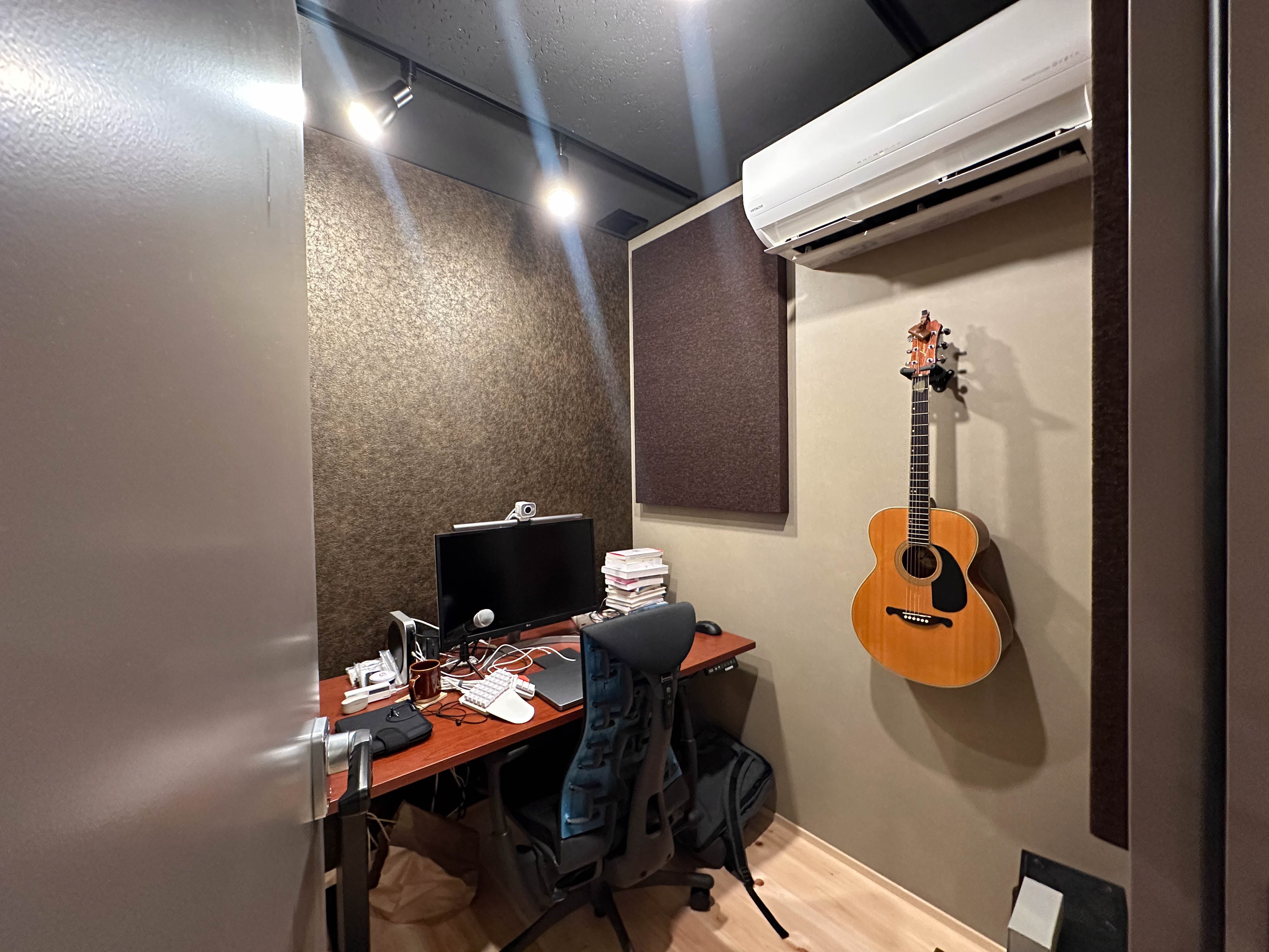 書斎、ギター、DTM防音室